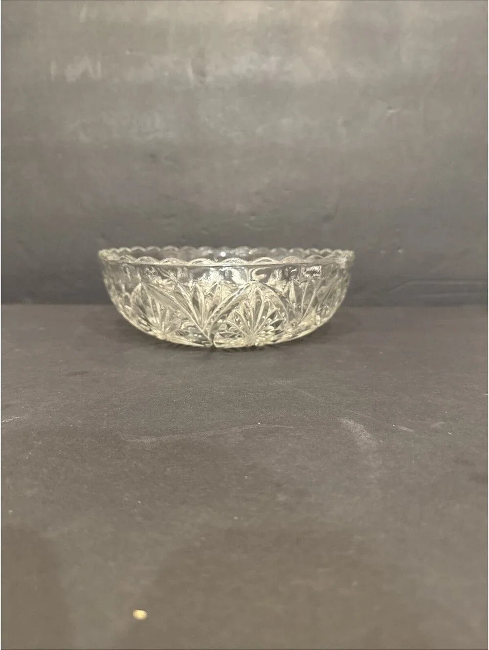 Vintage Anchor Hocking Clear Glass Egg Medallion Starburst 8